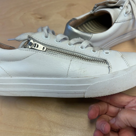 Taos Z-Soul Lux White and Silver Leather sneakers - Picture 8 of 12